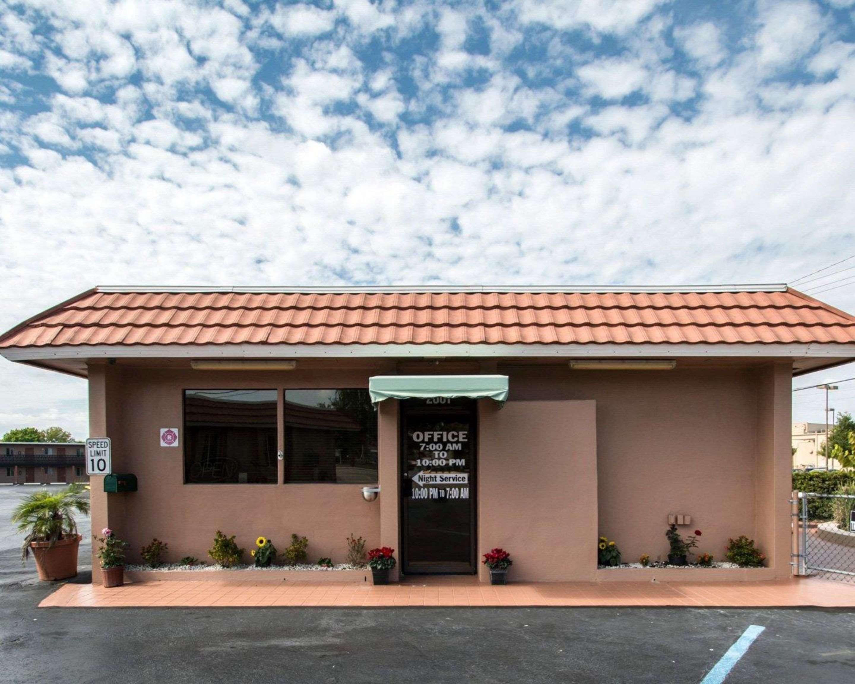 Rodeway Inn Fort Pierce Us Highway 1 Екстер'єр фото