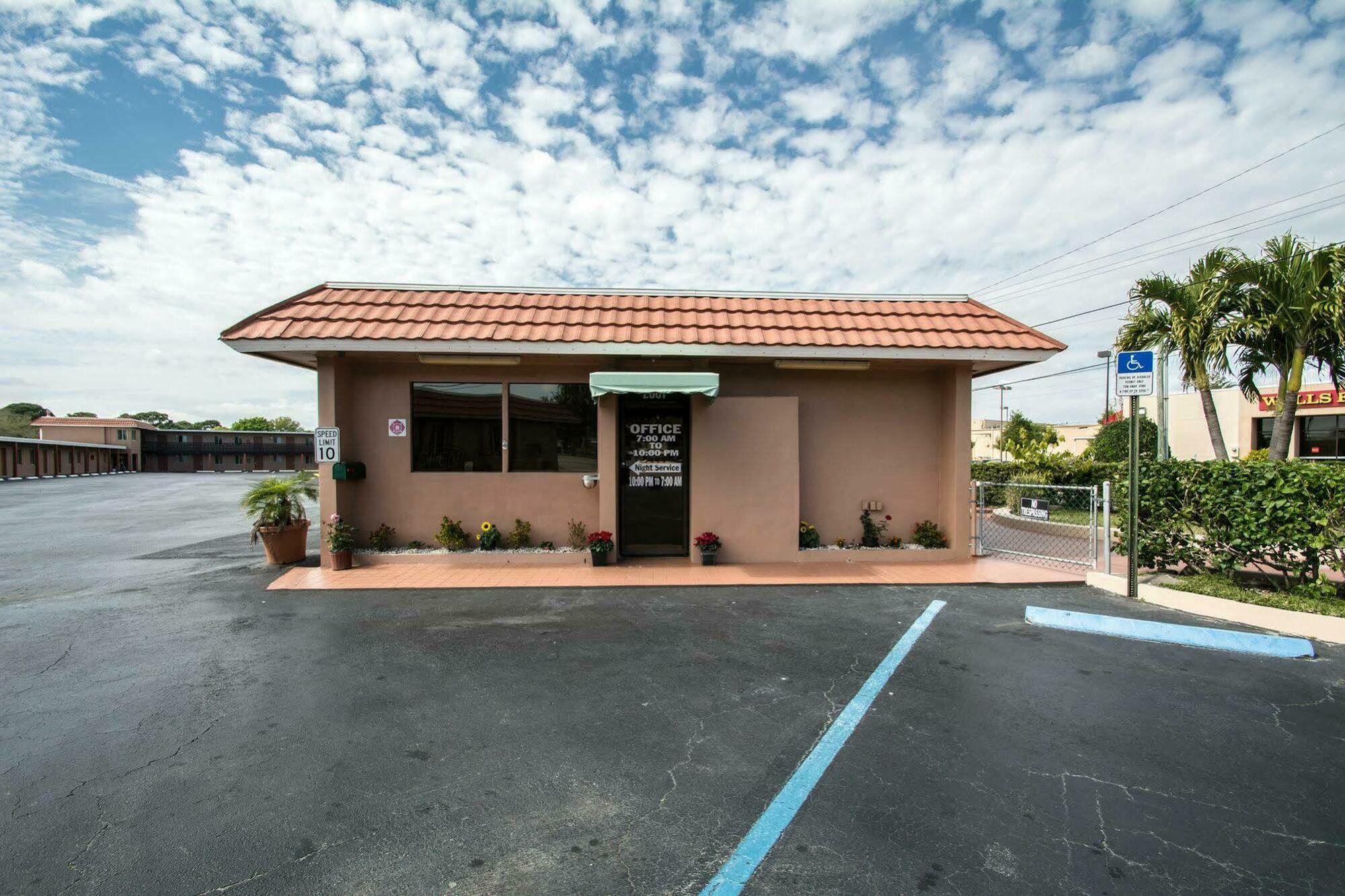 Rodeway Inn Fort Pierce Us Highway 1 Екстер'єр фото